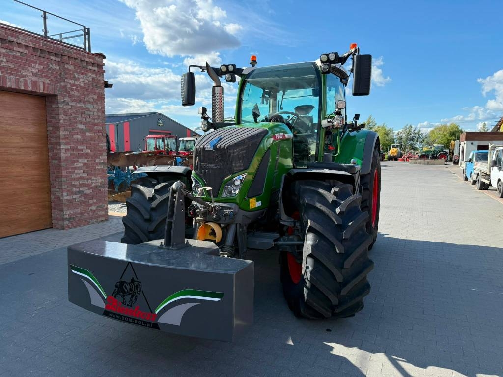 Fendt 724