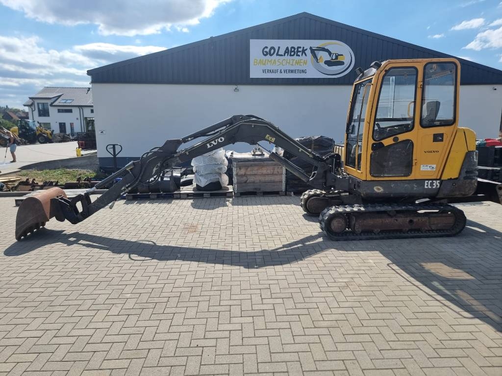 Mini-pelle Volvo EC 35 — occasion 2000, 7 657 h