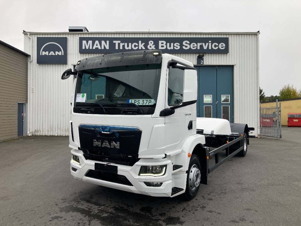 Châssis-cabine MAN TGM 15.250 4x2 LL CH — occasion 2023