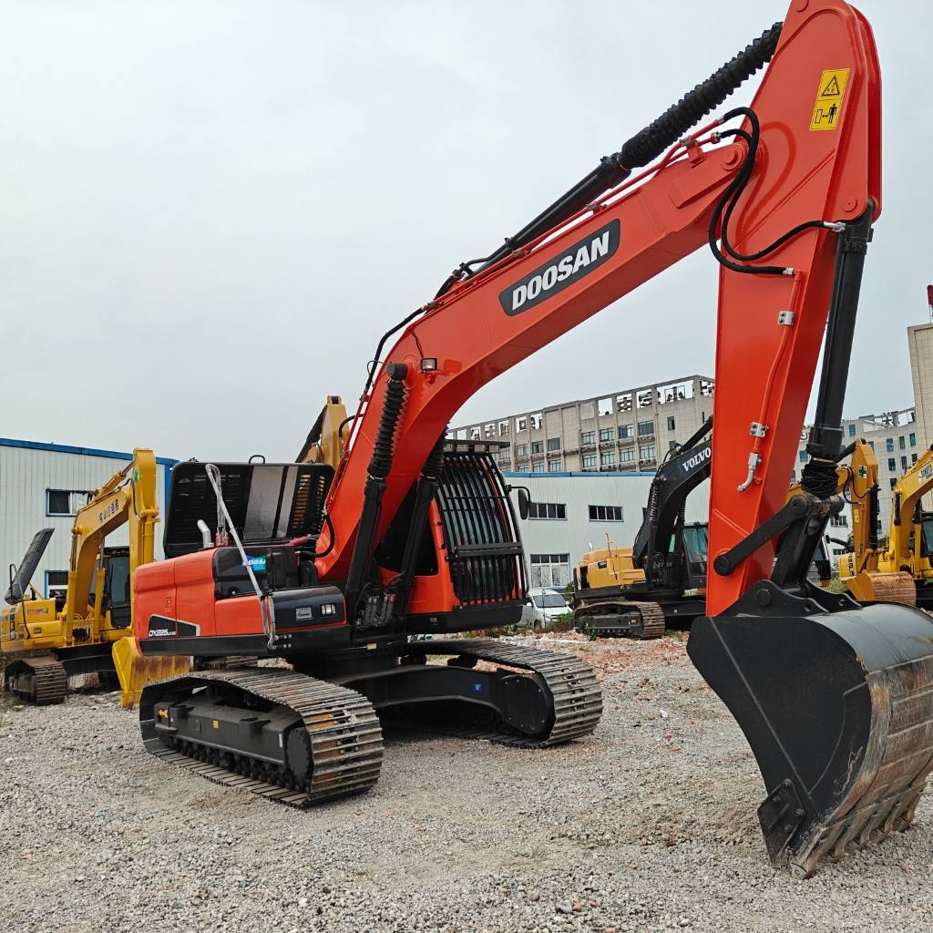 Doosan DX 225 LCA