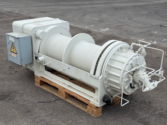 ZOLLERN GETRIBE ZR 6.24 /13000 NM WINCH