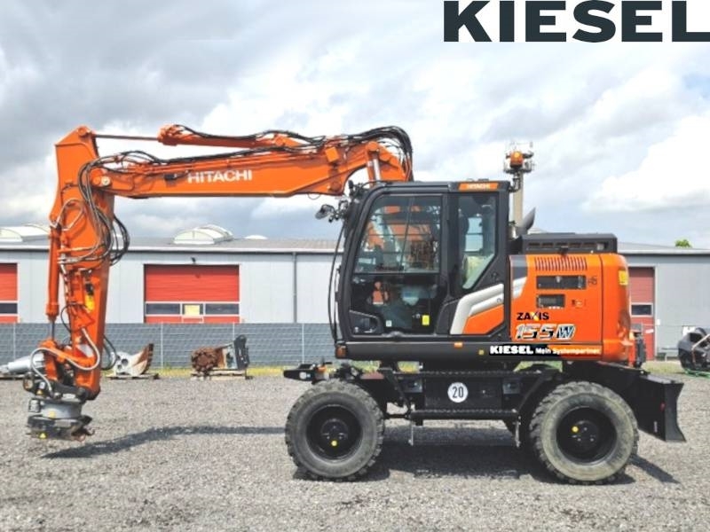 Pelle sur pneus Hitachi ZX 155 W-7 MTC Pro — occasion 2023, 300 h