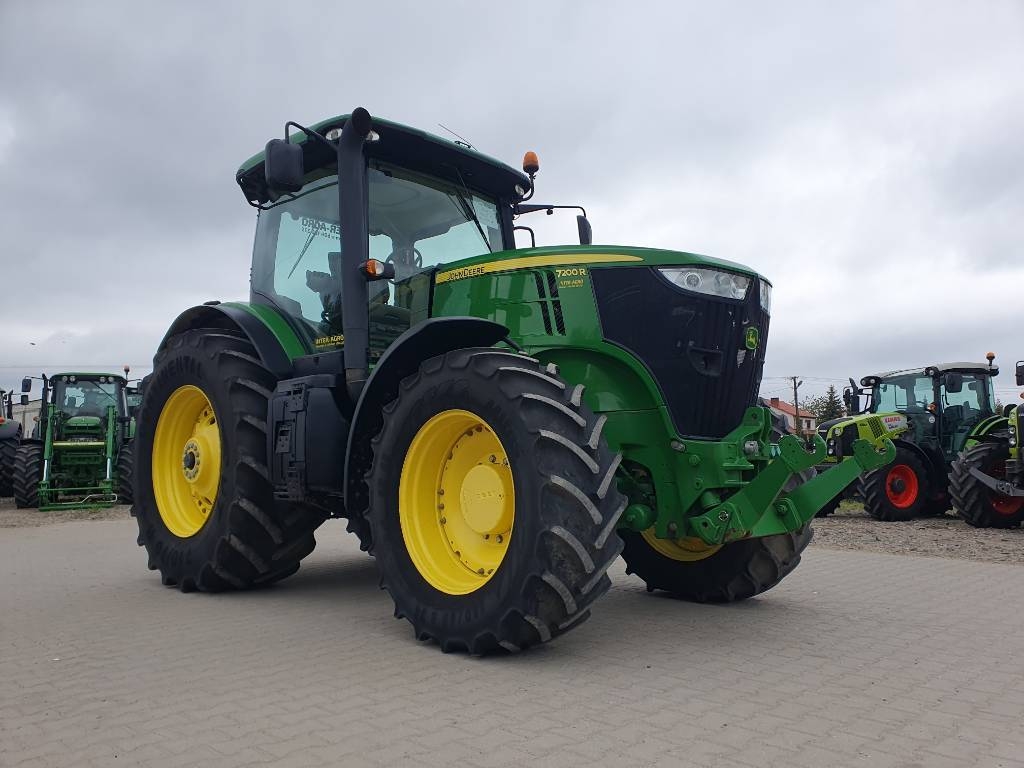 John Deere 7200 R
