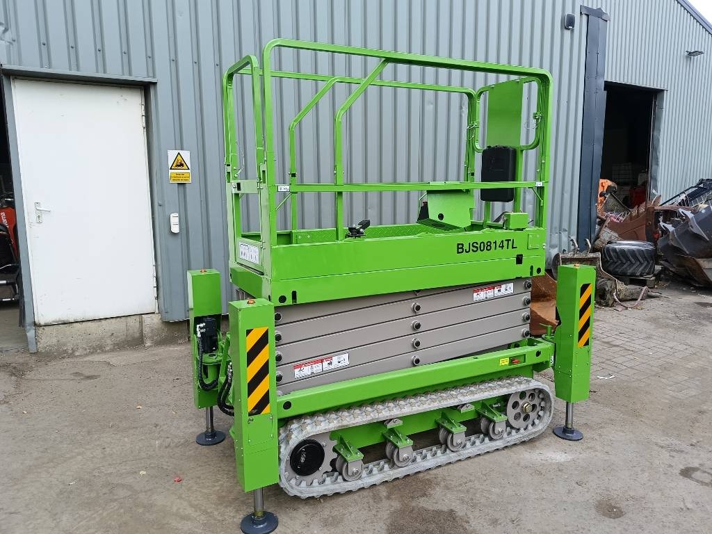 Fronteq FS 0814 TL 0610 schaarhoogwerker tracks rups lift