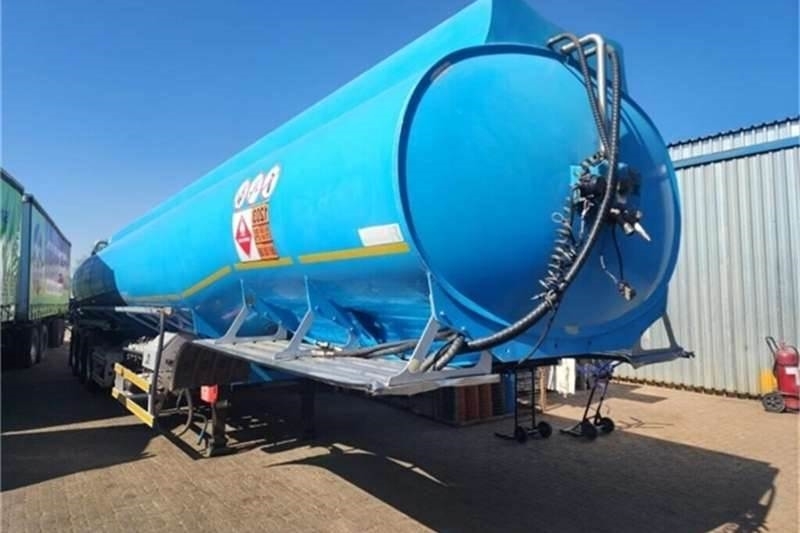 Sa Truck Bodies TRI AXLE FUEL TANKER