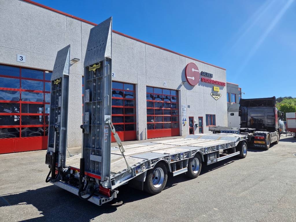 Humbaur HDT 30