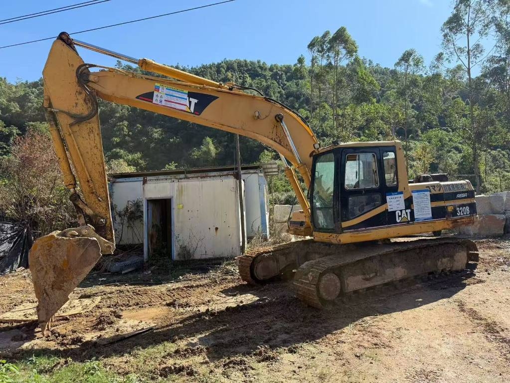 CAT 320 B L