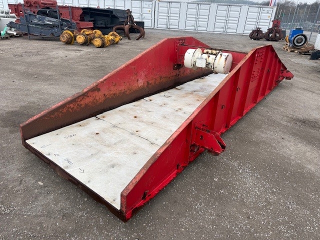 Weima VIBRATIONAL FEEDING AND FEEDING HOPPER