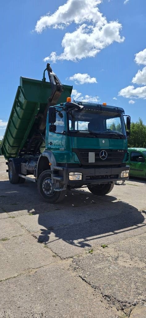 Mercedes-Benz Axor 1833