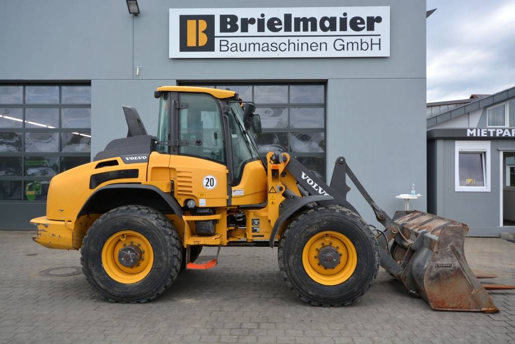 Chargeuse sur pneus Volvo L 45 H — occasion 2020, 6 380 h