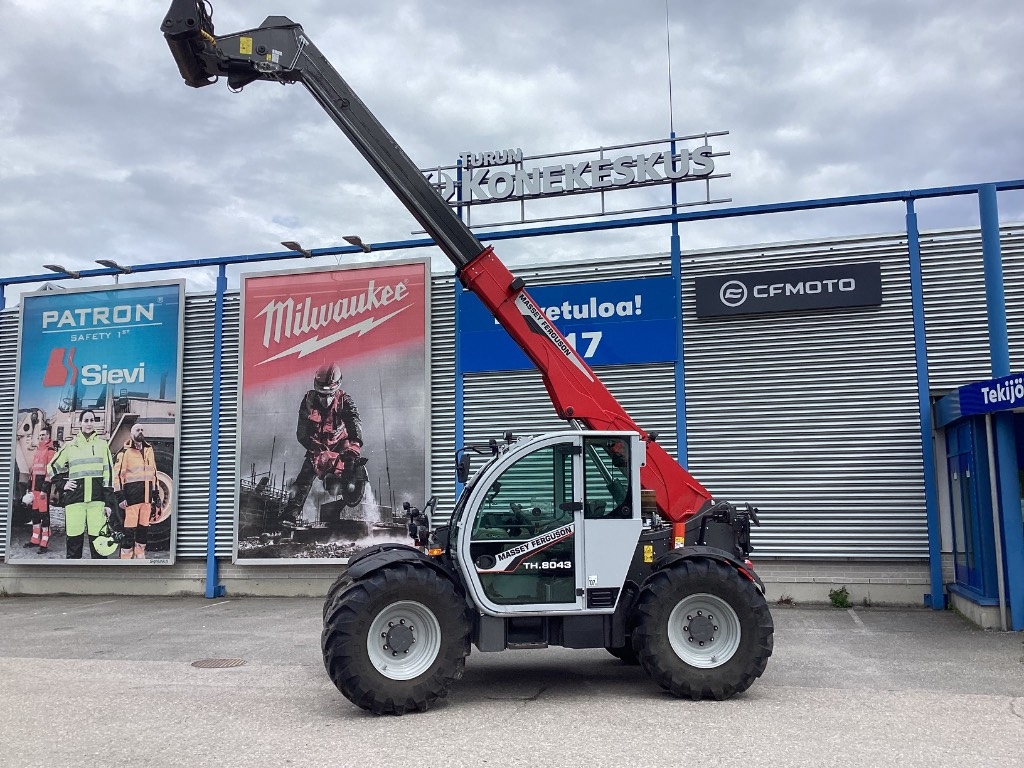 Massey Ferguson TH 8043