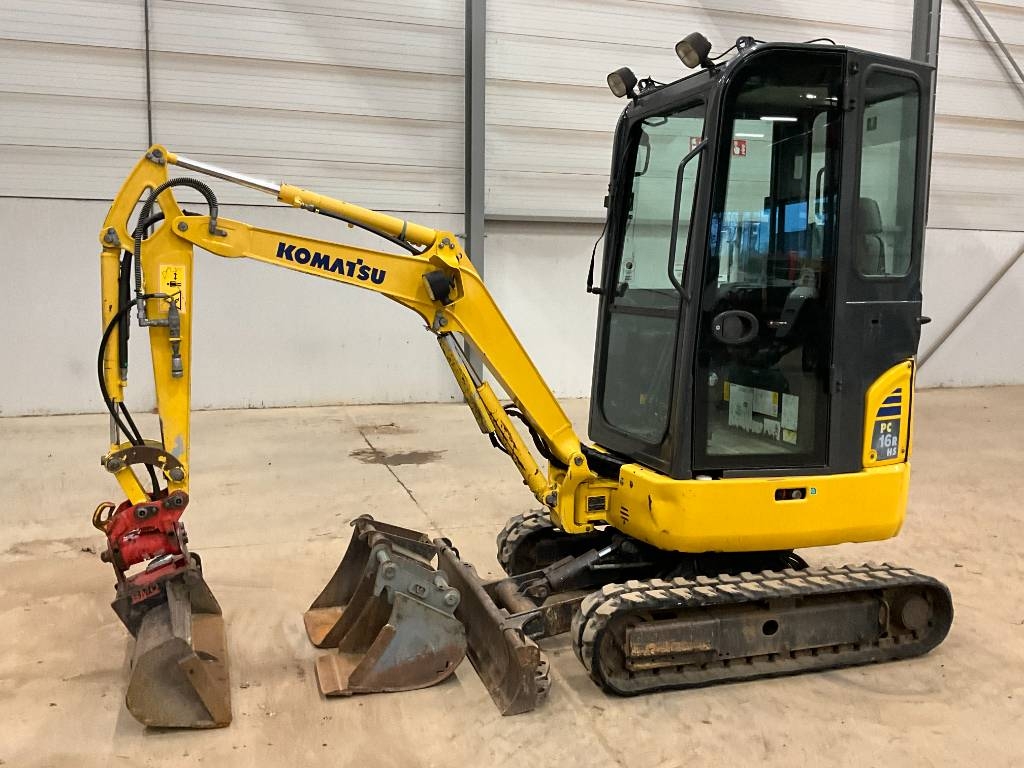 Komatsu PC 16 R-3