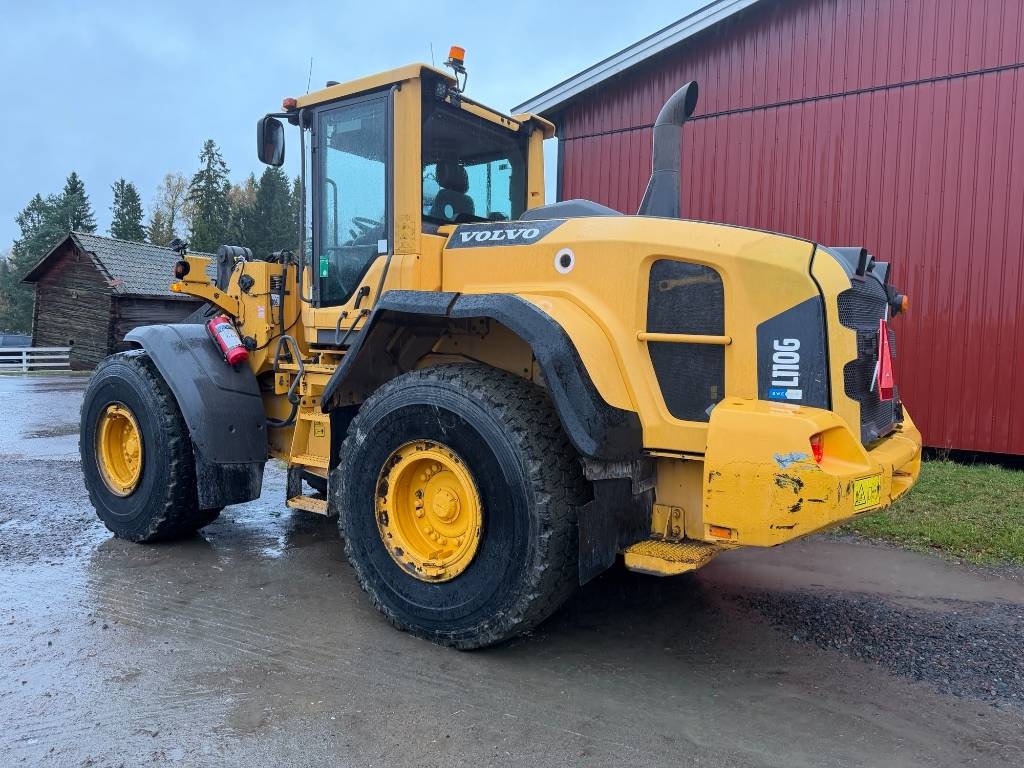 Chargeuse sur pneus Volvo L 120 G — occasion 2012, 20 500 h