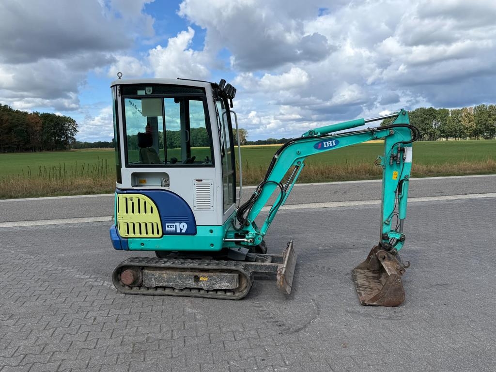 Mini-pelle Yanmar IHI 19VX T — occasion 2010