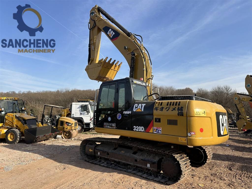 Pelle sur chenilles Caterpillar 320D — occasion 2018