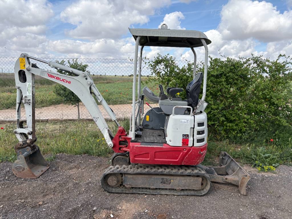 Takeuchi TB 215 R