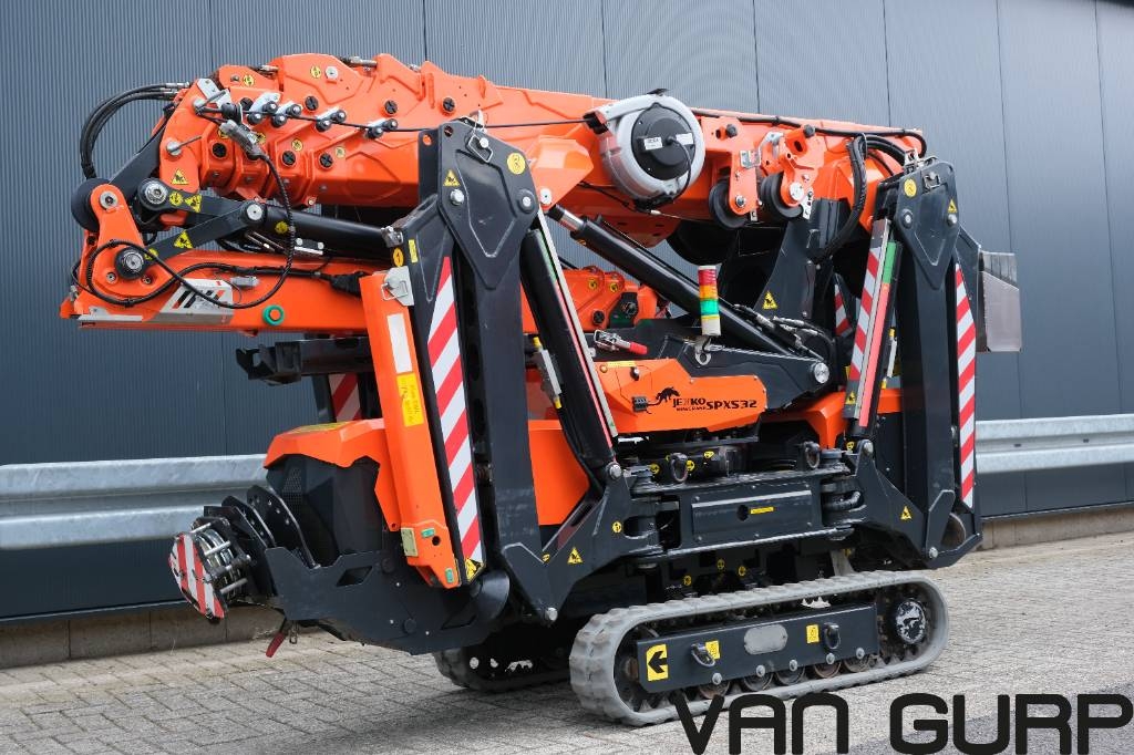Mini-grue Jekko SPX 532 CDH-3B + JIB | 2020 | 840h — occasion 2020, 840 h