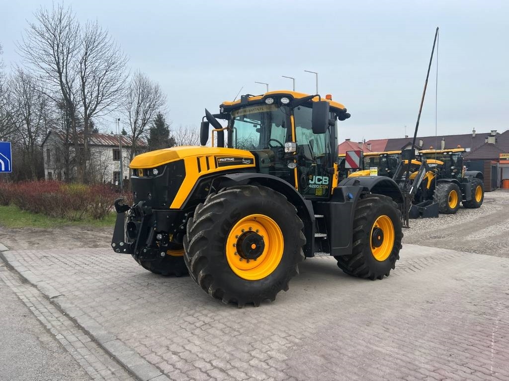 JCB Fastrac 4220 ICON