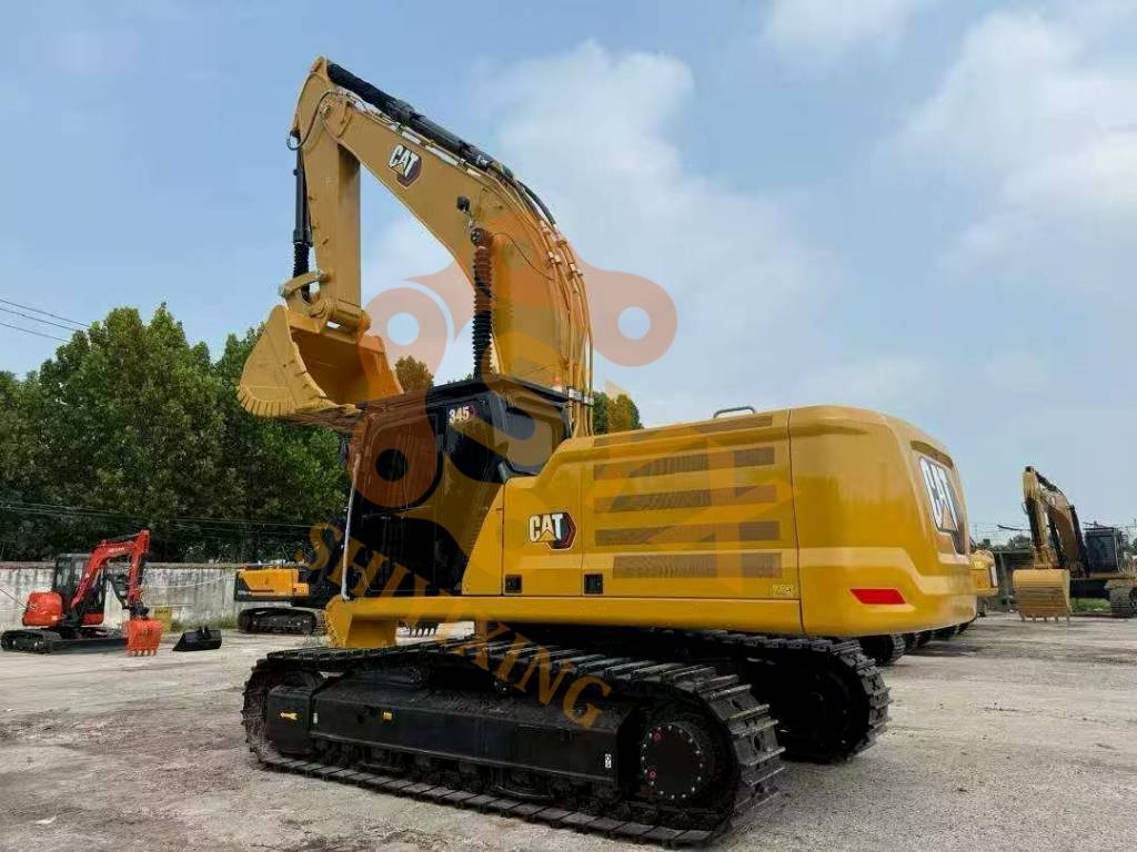 Pelle sur chenilles Caterpillar 345 — occasion 2024