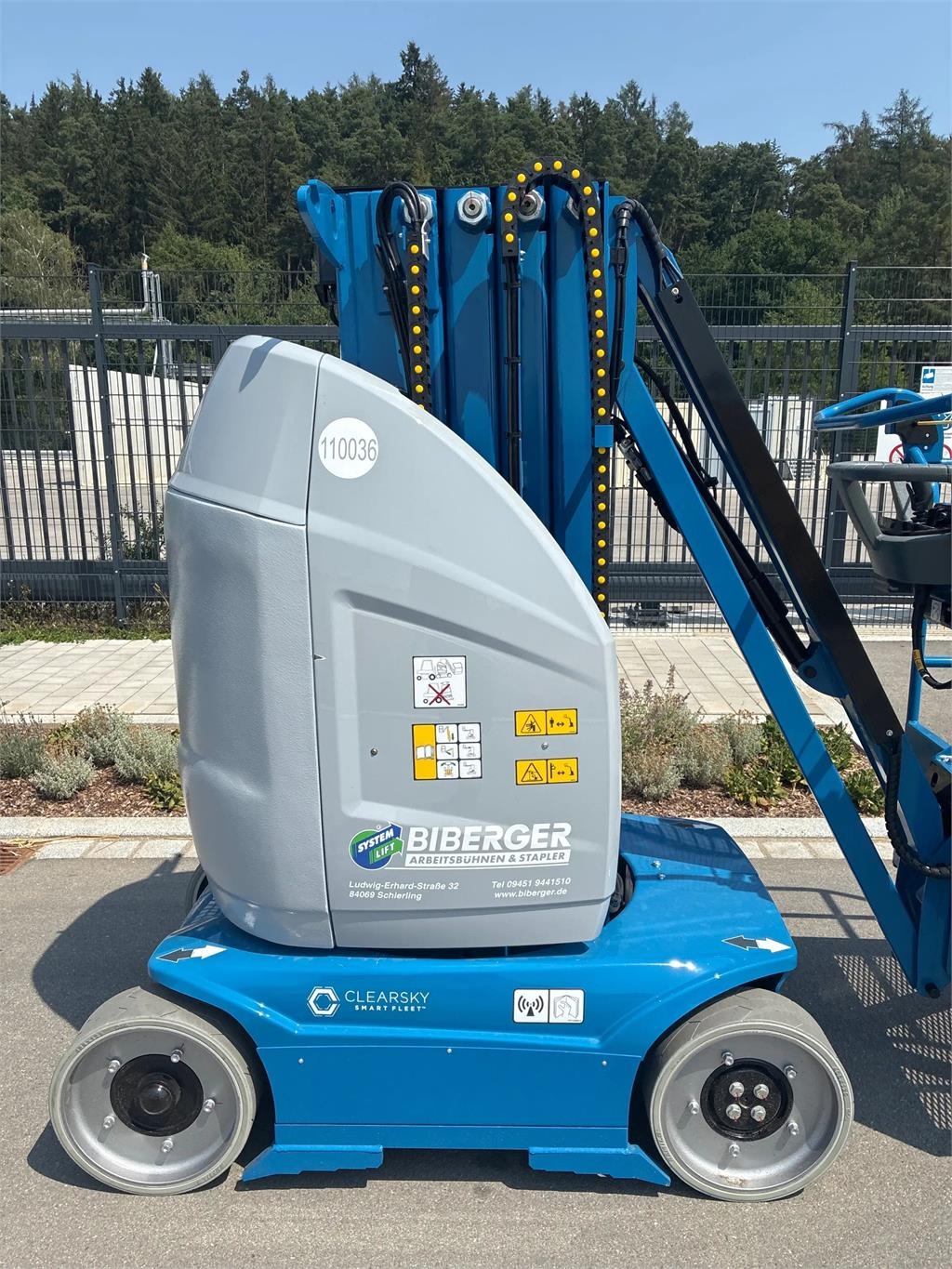 JLG Toucan 10E-L