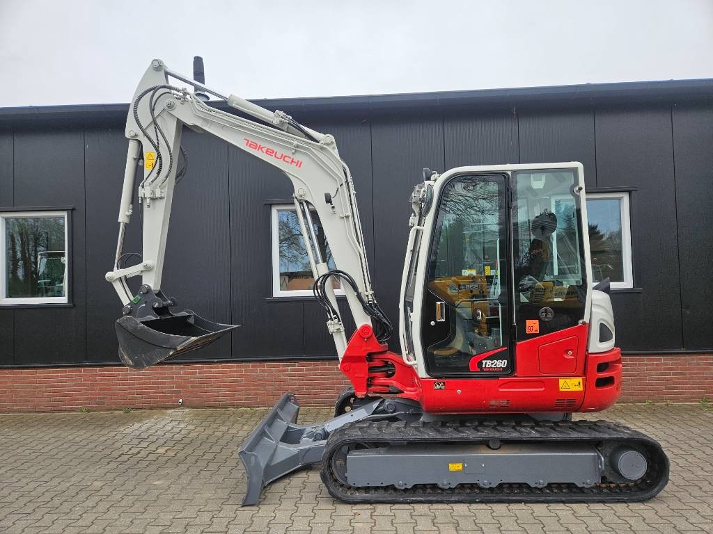 Takeuchi TB260 stage V