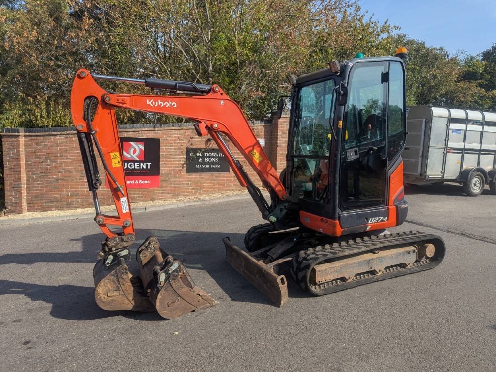 Kubota U 27-4