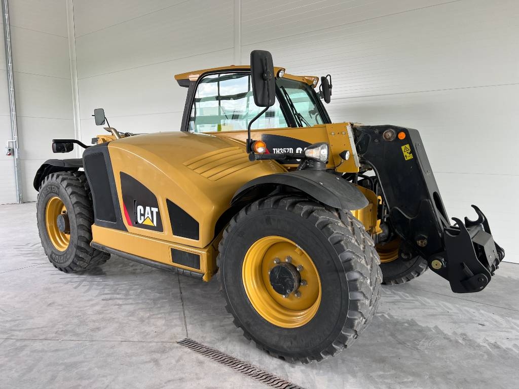 CAT 357D