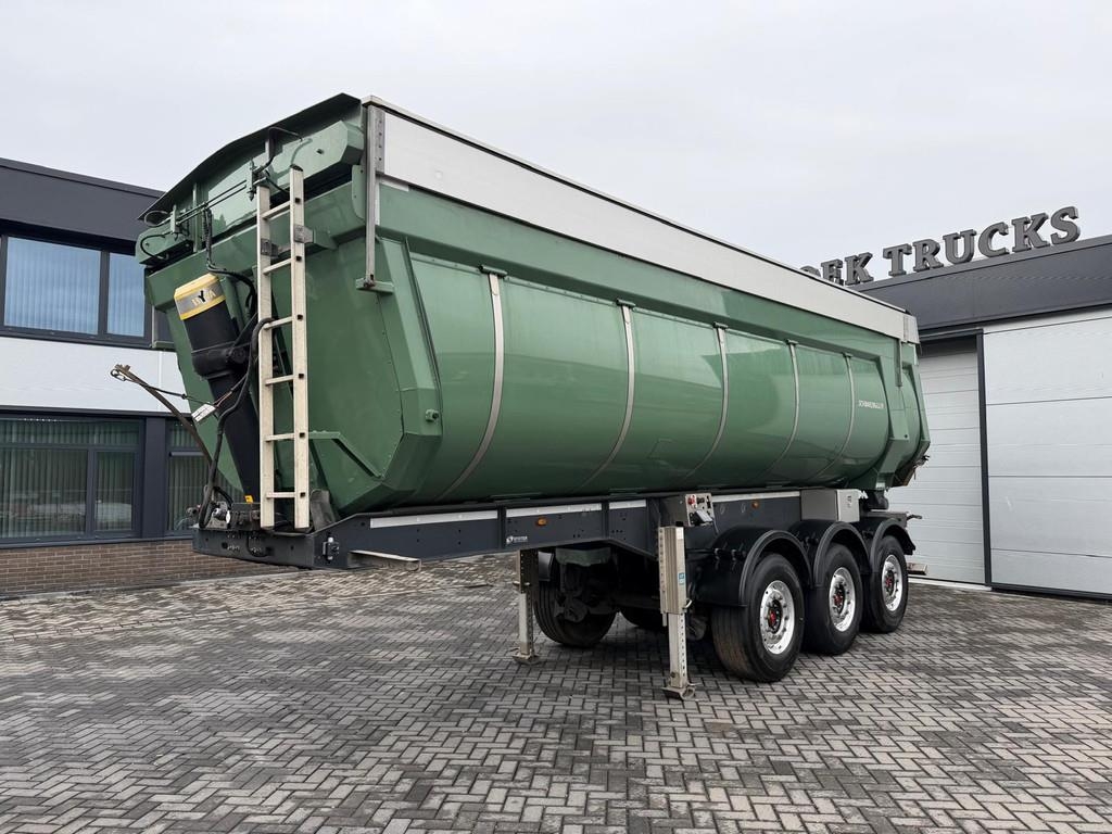 Schwarzmüller K-SERIE SK | 2015 | ALU Top covers | Isolated | Al