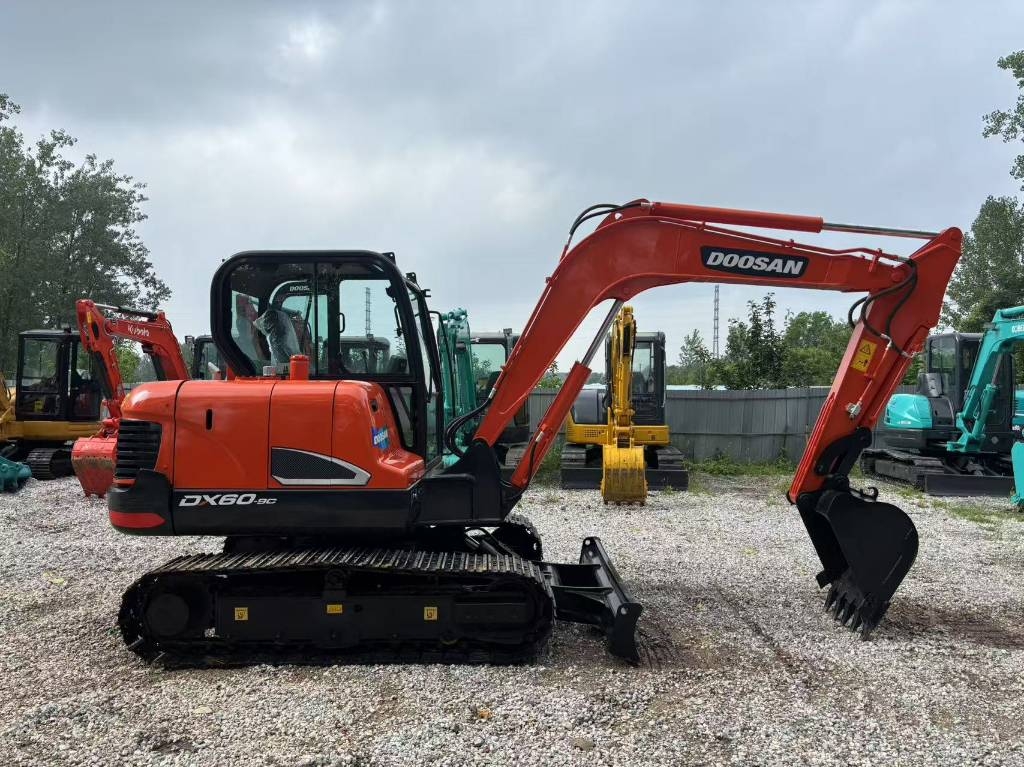 Doosan DX 60-9 C