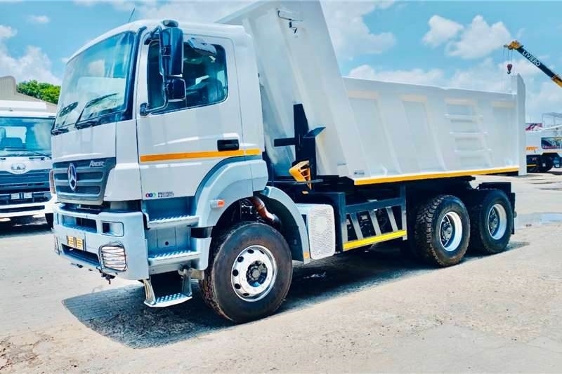 Mercedes-Benz Axor 3335