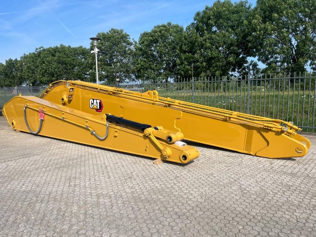 CAT 390 395 Long Reach Boom and Stick