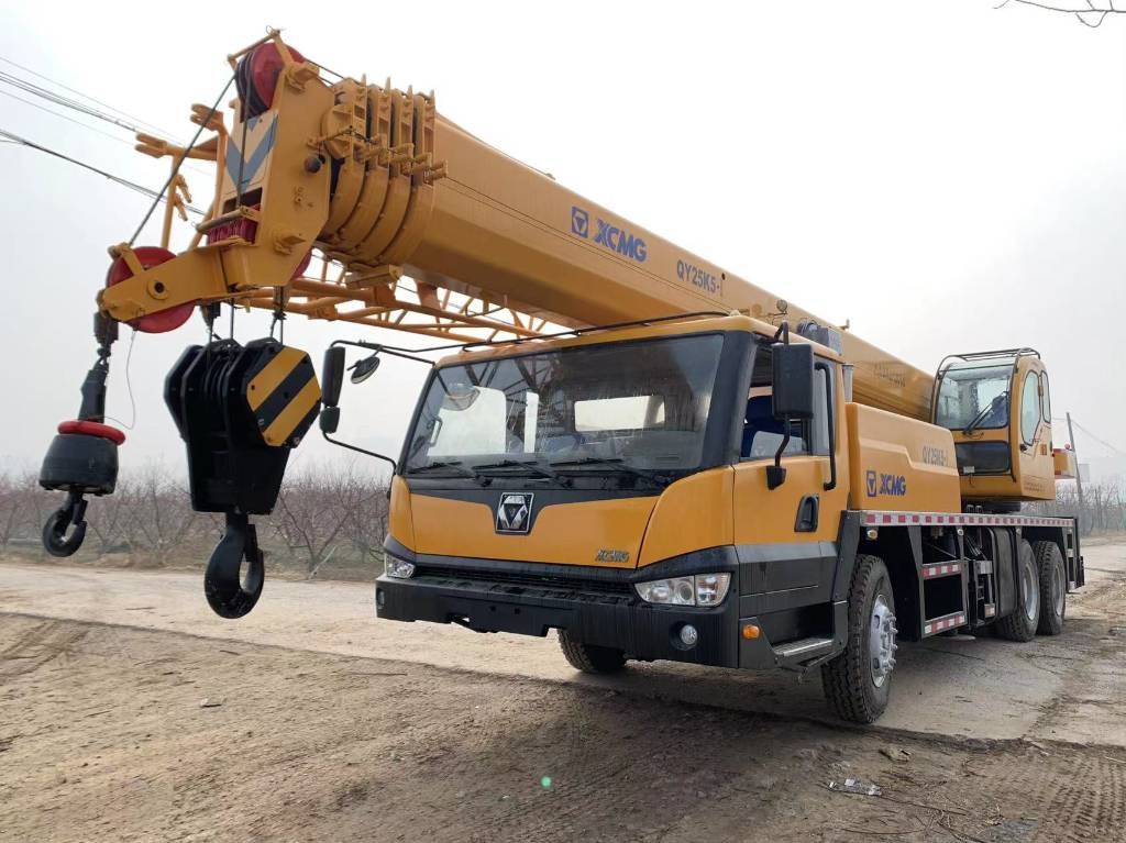 Grue tout-terrain XCMG QY25K5-I — occasion 2018, 1 787 h