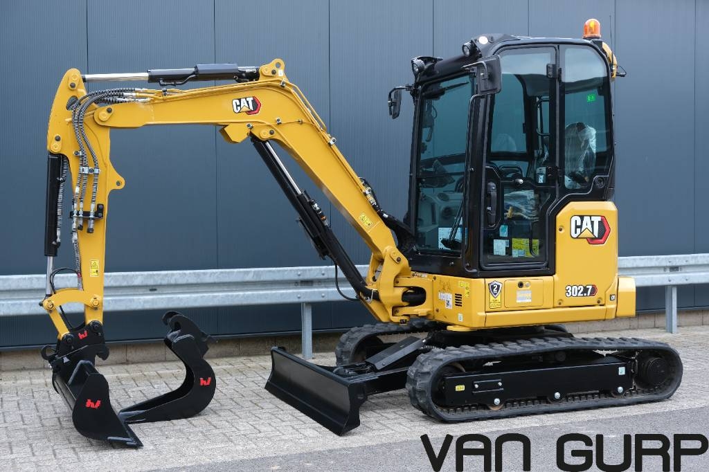Mini-pelle Caterpillar 302.7 CR | 2023 | 298h | Airco — occasion 2023, 298 h