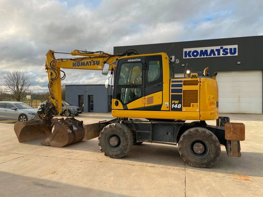 Komatsu PW 148-11