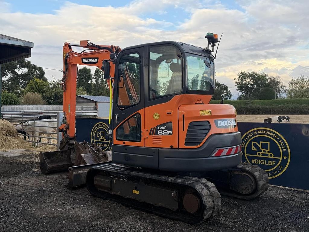 Pelle de manutention Doosan DX62R-3 — occasion 2023, 4 800 h