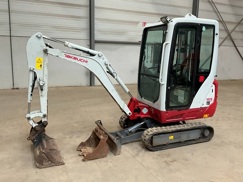 Takeuchi TB 216