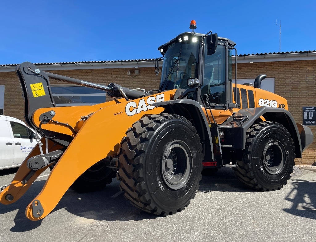 CASE 821 G XR