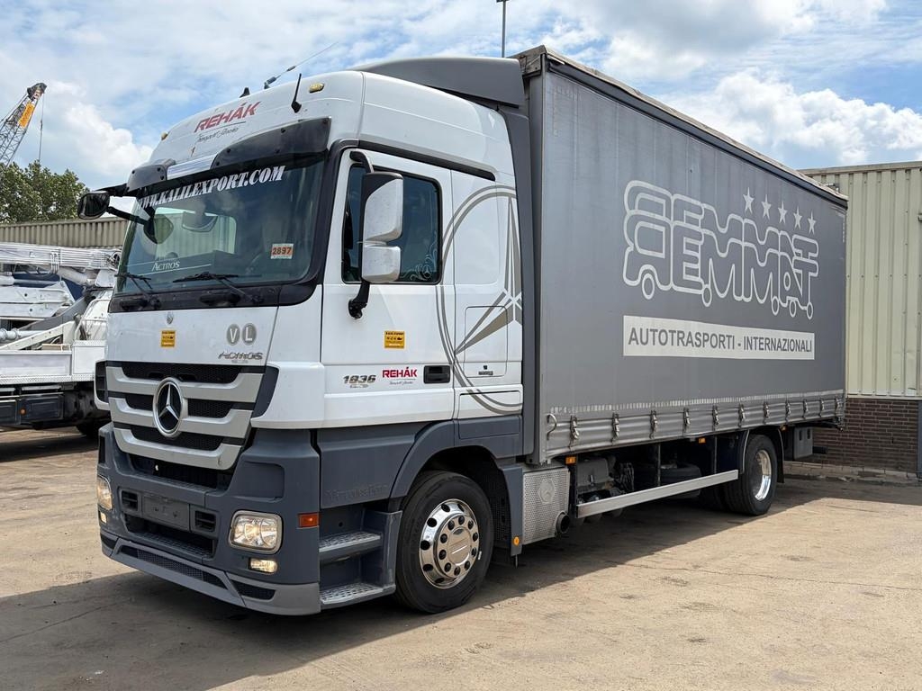 Mercedes-Benz Actros 1836 MP3 - Box Truck - 6 Cylinder - Spare T