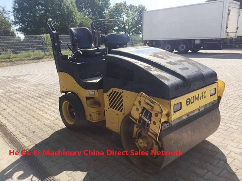 Bomag 120AD