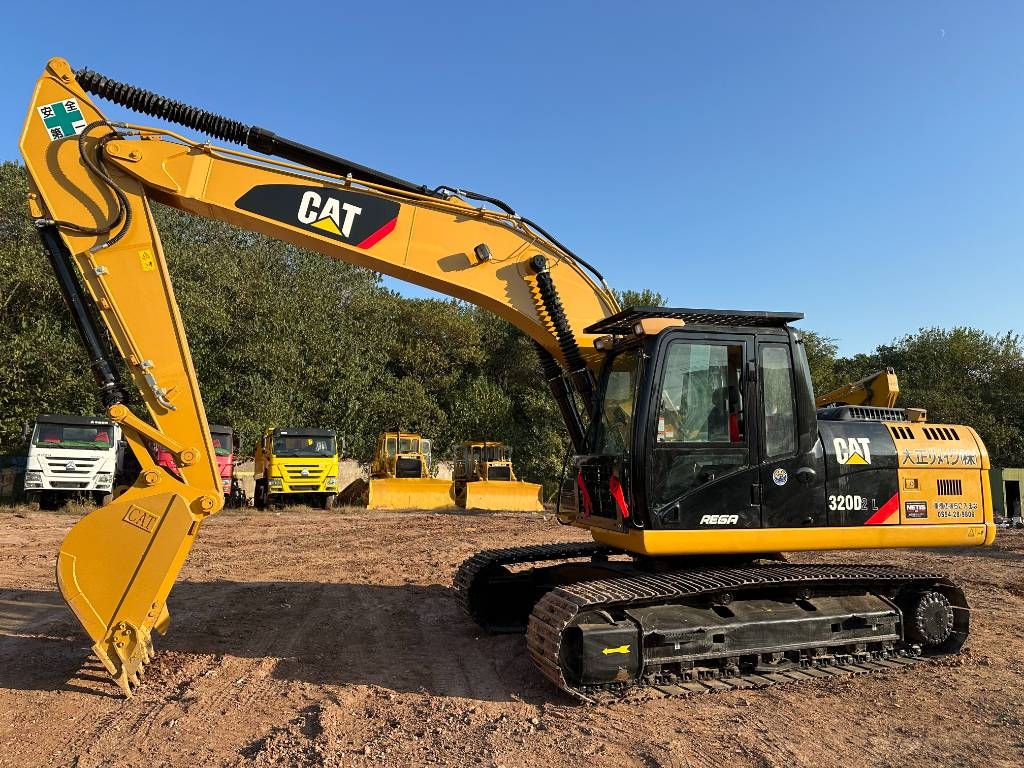 Pelle sur chenilles Caterpillar 320D — occasion 2020