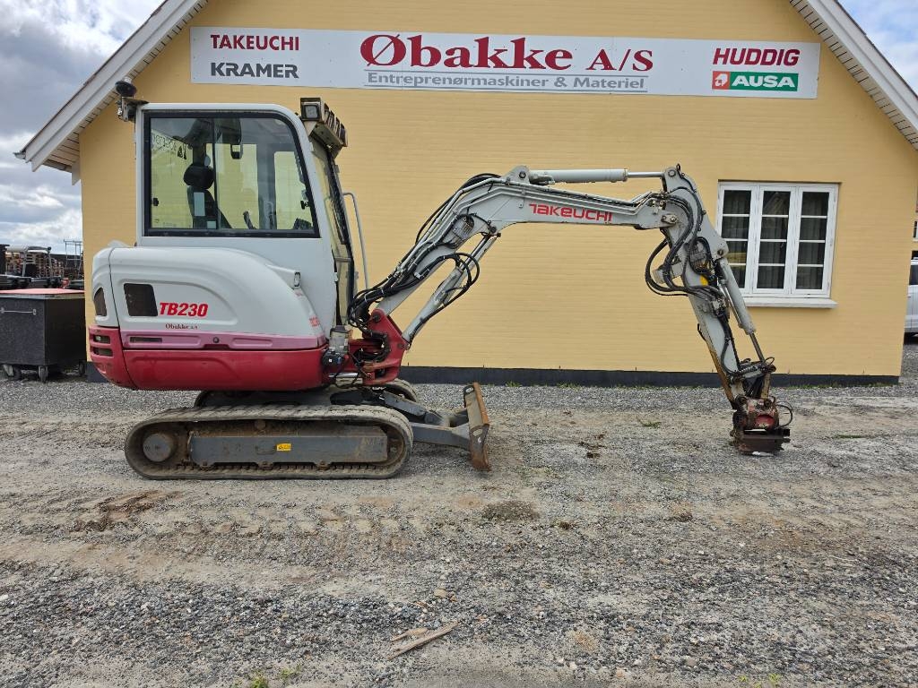 Takeuchi TB230