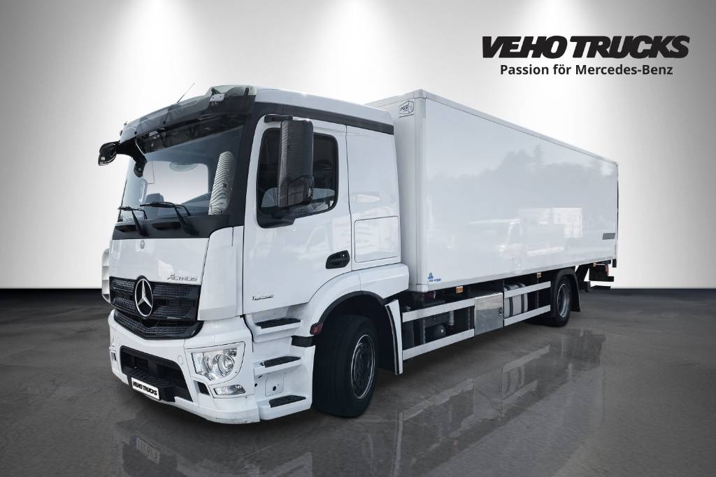 Camion frigorifique Mercedes-Benz Actros 1832 18 pall kyla — occasion 2018
