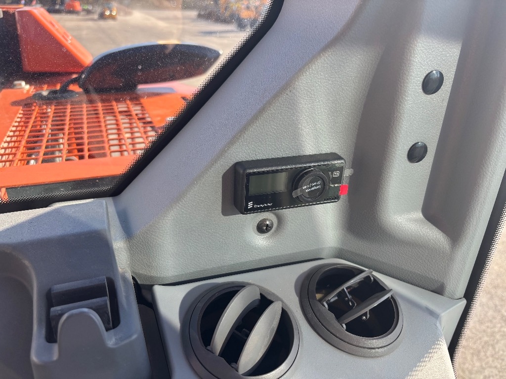 هيتاشي ZX 135 US-7 / جاهز الآن! kuva 15