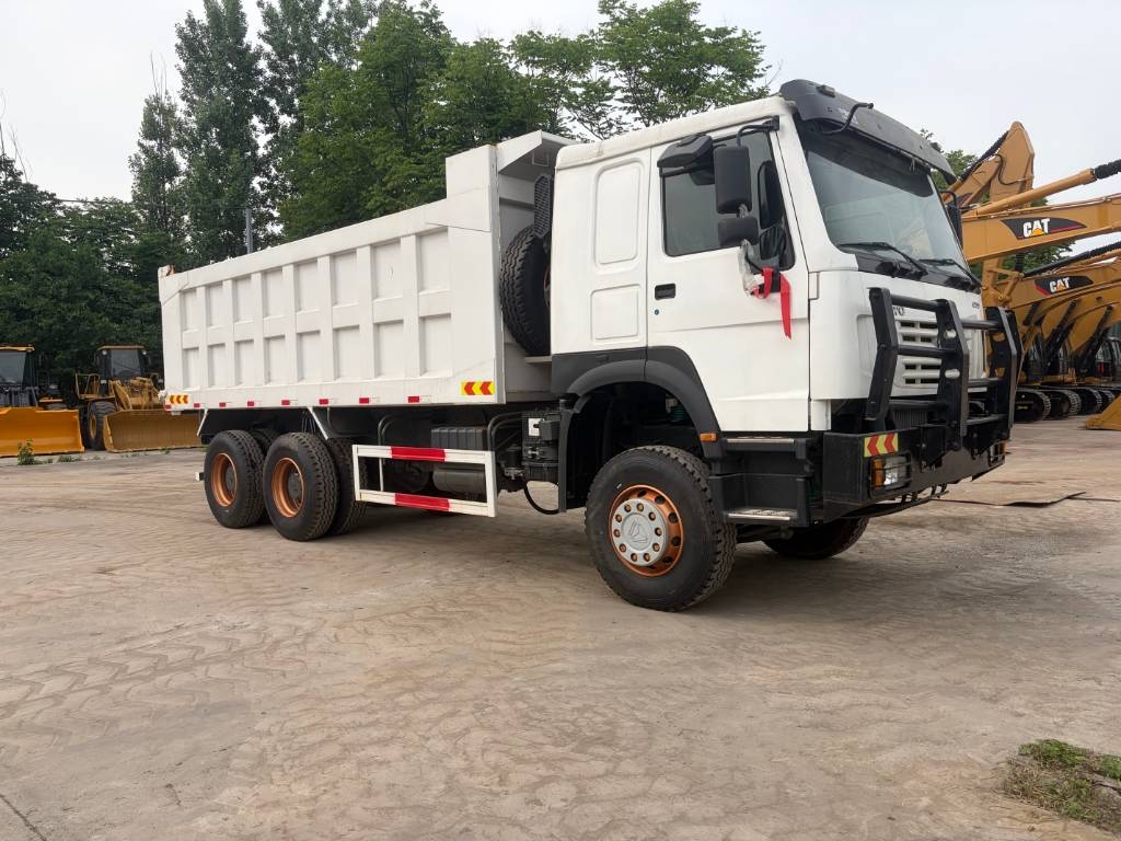 Camion benne Howo 400 — occasion 2024