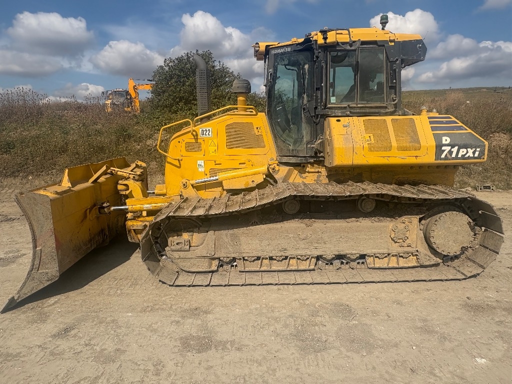 Bulldozer Komatsu D71PXI-24 — occasion 2021, 5 700 h