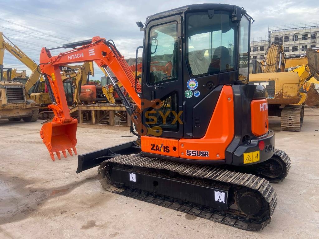 Pelle sur chenilles Hitachi ZX 55 USR — occasion 2023, 1 560 h