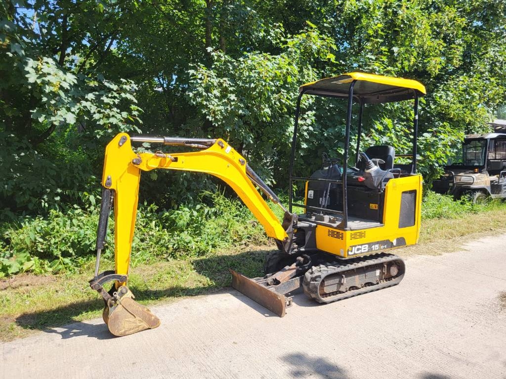 JCB 15 C-1