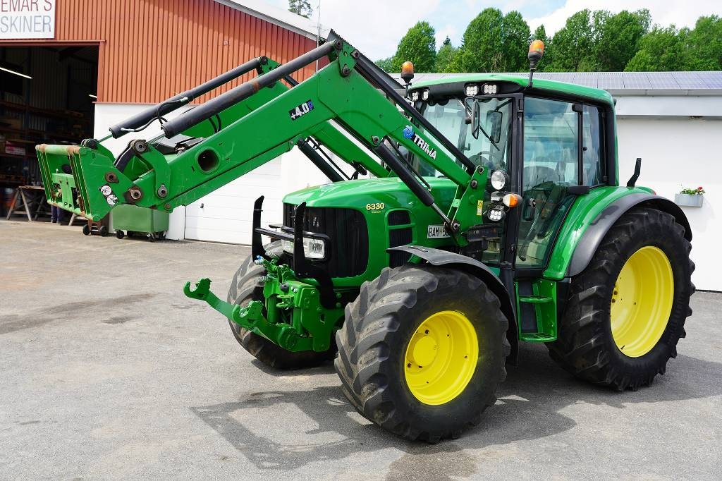 John Deere 6330 / DAM561