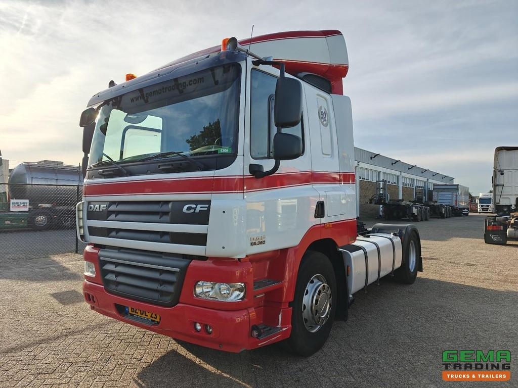 Tracteur routier DAF CF 85.360 4x2 SpaceCab Euro5 - Manual Transmission — occasion 2011