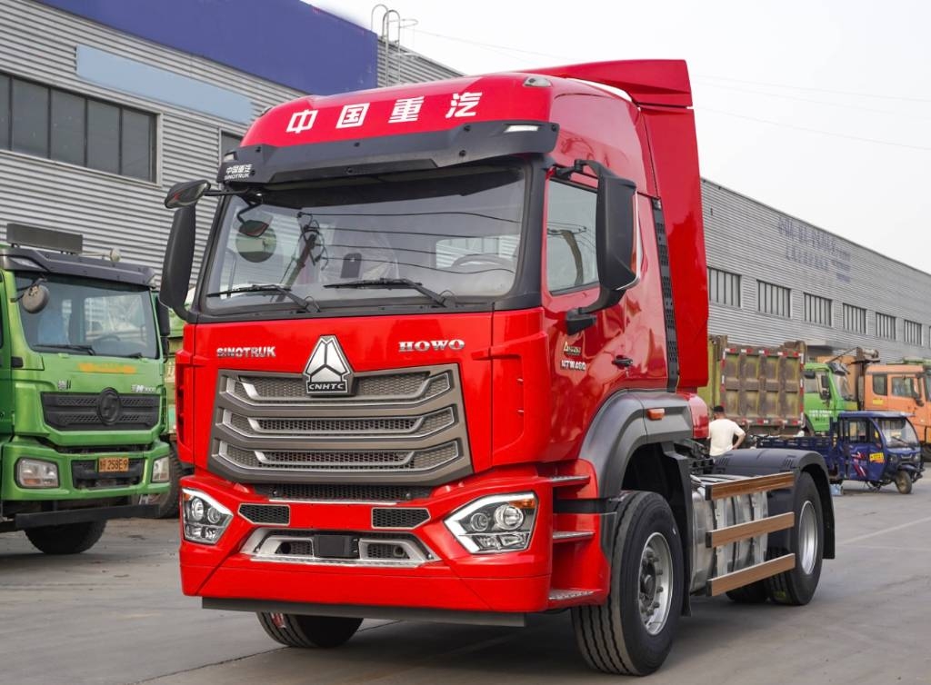 Sinotruk N7W 460